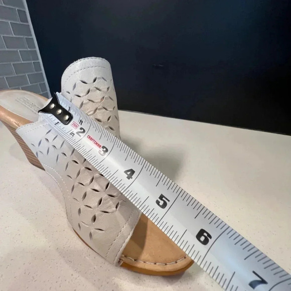 Born Off White Leather Mules Slingback Size 10 - Picture 3 of 16